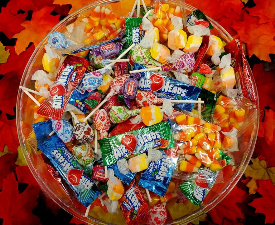 Timberlane students and faculty views on the best Halloween candy